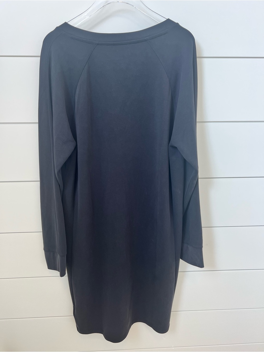 Athleta Black V-Neck Long Sleeve Dress - Seasoft fabric - Picture 3 of 6